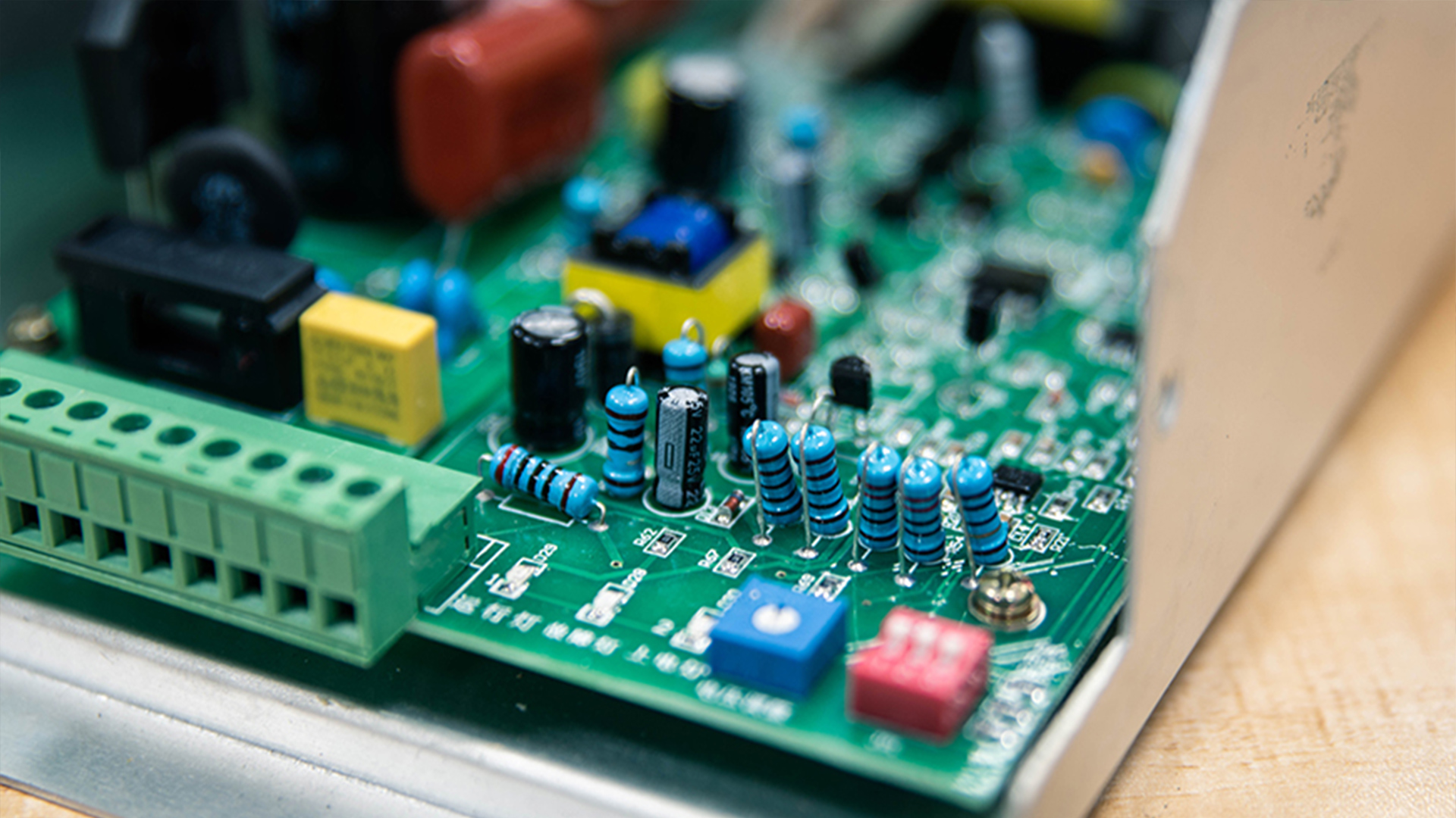 劣質(zhì)油煙凈化器使用時(shí)有哪些隱患？